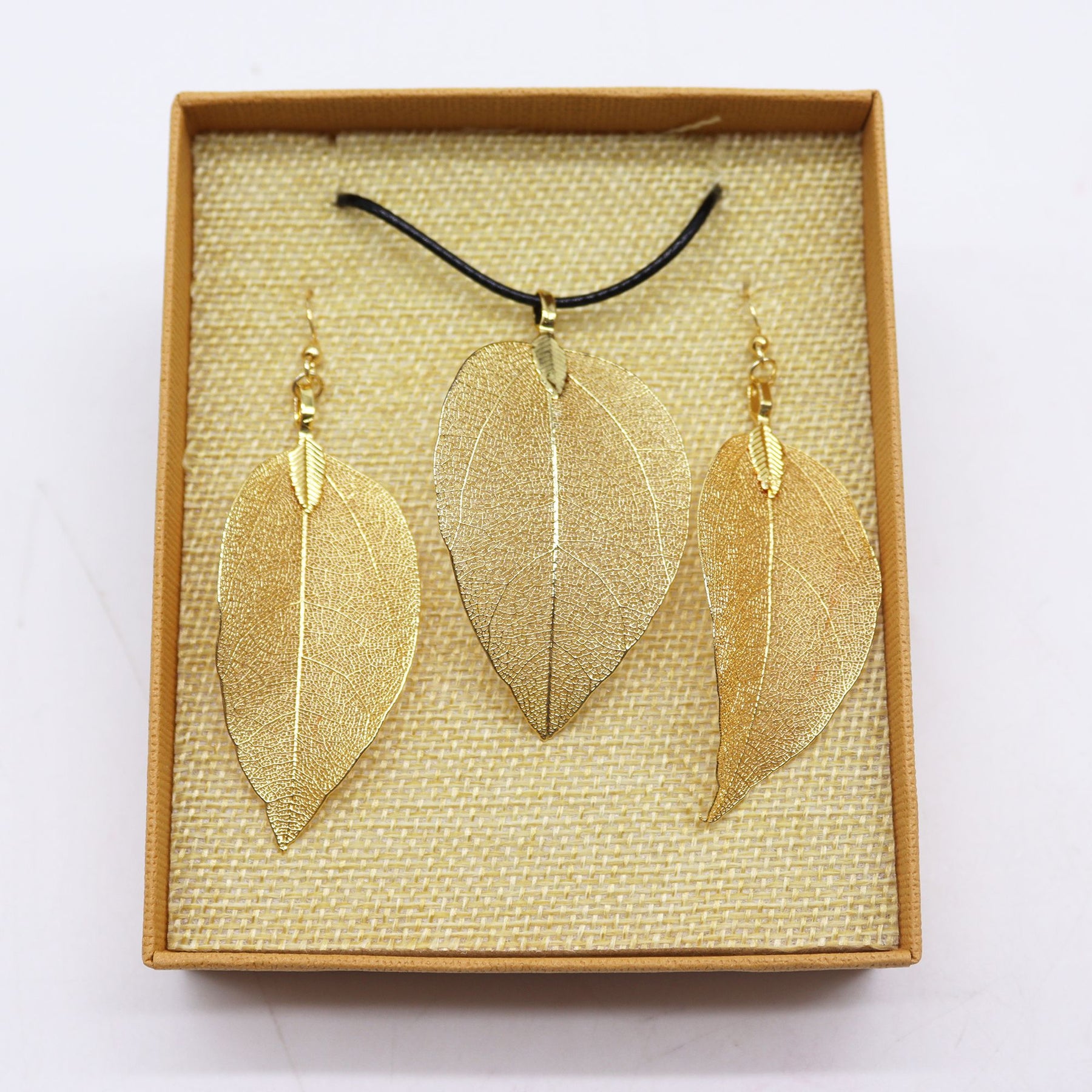 Gold Bravery Leaf Necklace & Earrings Set – Real Leaf Gift Box