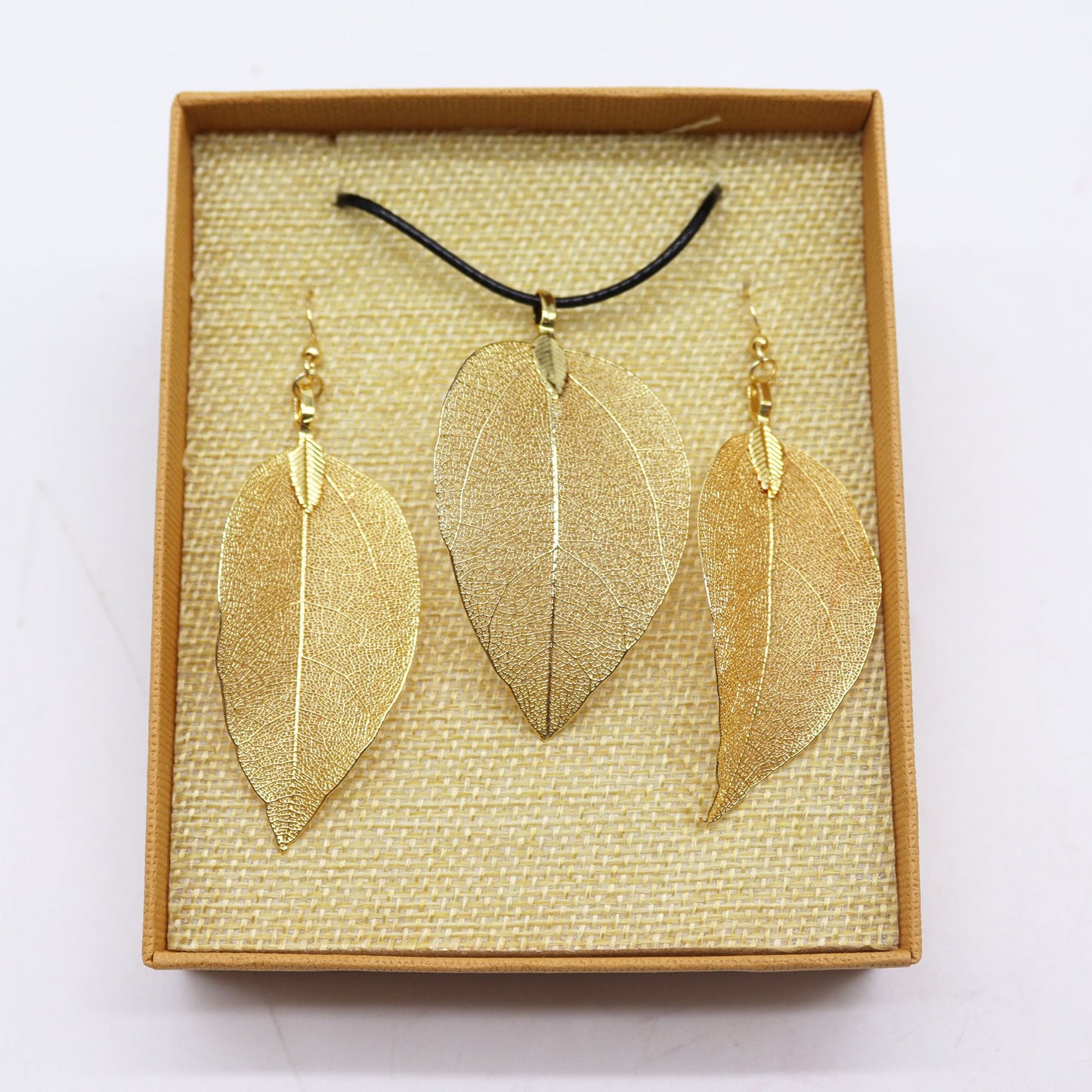 Gold Bravery Leaf Necklace & Earrings Set – Real Leaf Gift Box
