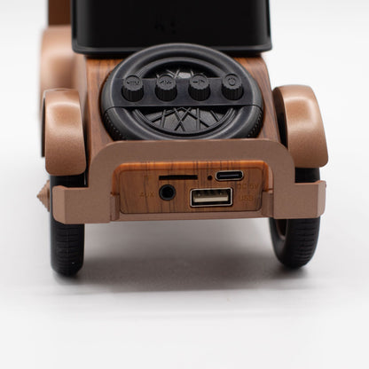 Speaker charging via USB cable, 1500mAh battery indicator lit, compact size