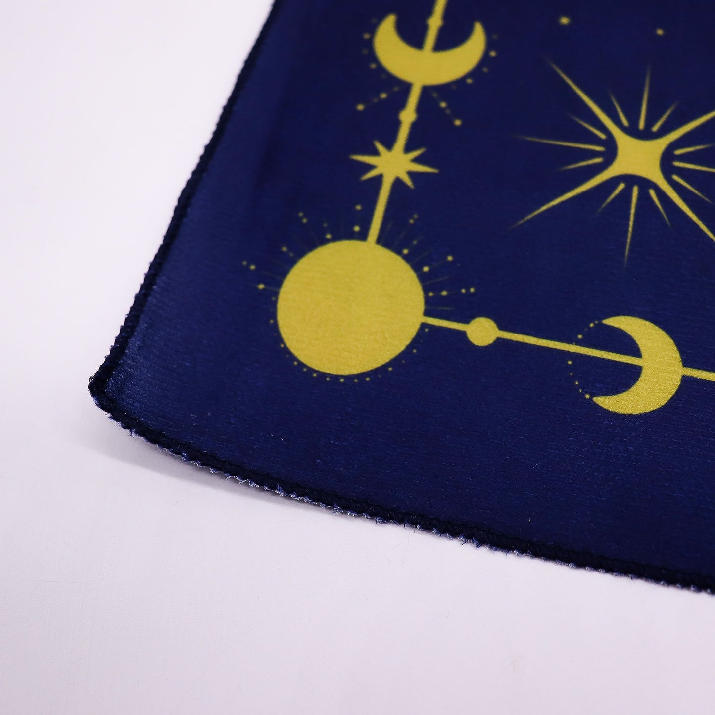 75×75cm zodiac tarot cloth spread out with full celestial wheel design